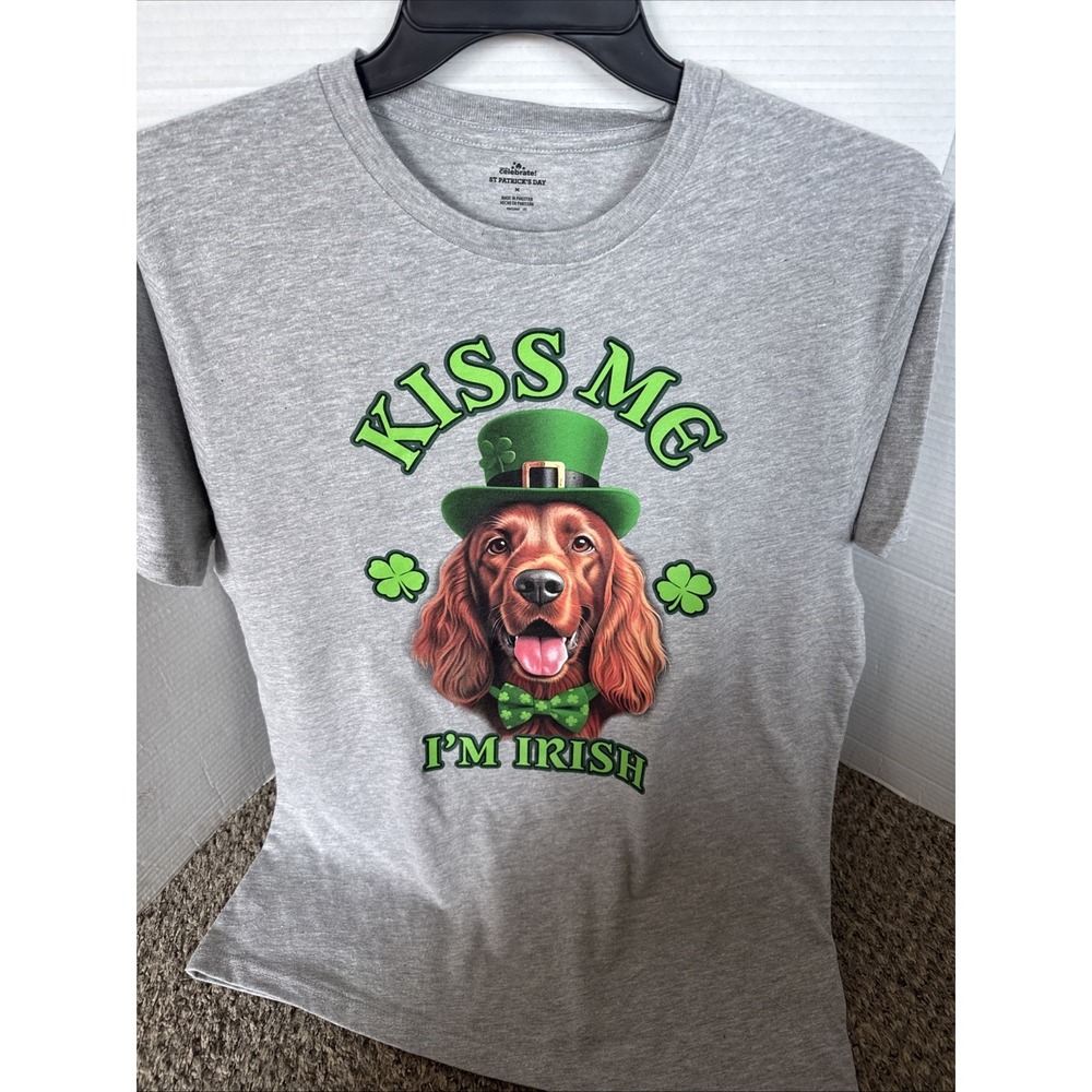 Kiss Me I'm Irish grey t shirt Medium